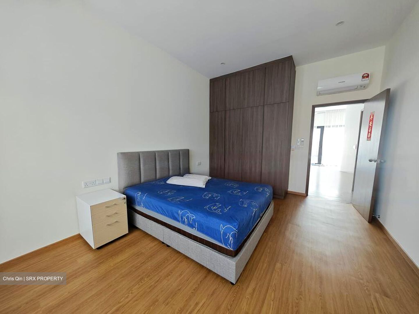 Paya Lebar Crescent (D19), Terrace #466925701